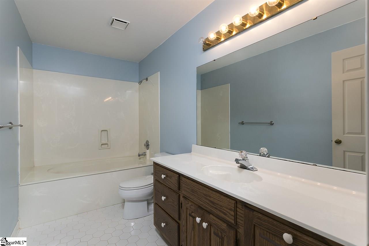 131 River Oaks Road Greer, SC 29650 - Photo 22 of 28 Gallery Image 22