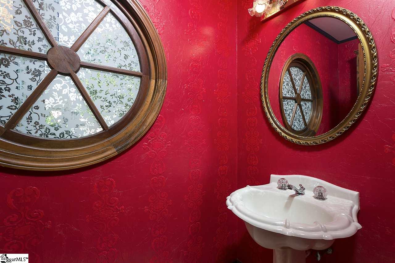 131 River Oaks Road Greer, SC 29650 - Photo 23 of 28 Gallery Image 23