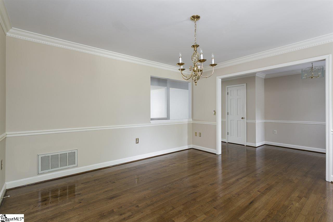 131 River Oaks Road Greer, SC 29650 - Photo 4 of 28 Gallery Image 4