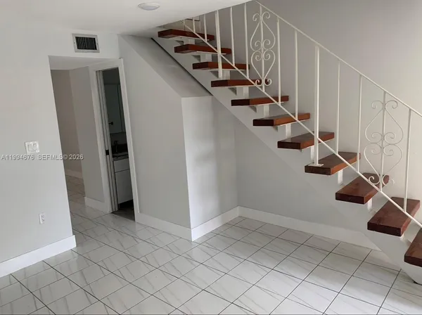$2,500 | 5420 West 26th Avenue, Unit B9, Hialeah, FL 33016