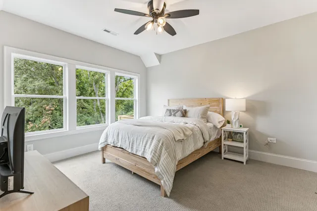 $949,000 | 279 Hammock Court, Winchester, TN 37398