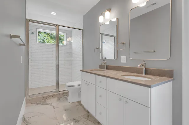 $949,000 | 279 Hammock Court, Winchester, TN 37398