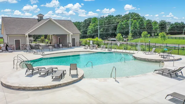 $949,000 | 279 Hammock Court, Winchester, TN 37398