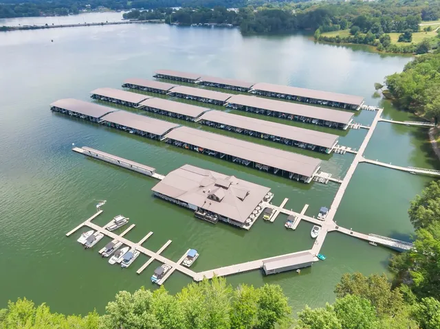 $949,000 | 279 Hammock Court, Winchester, TN 37398