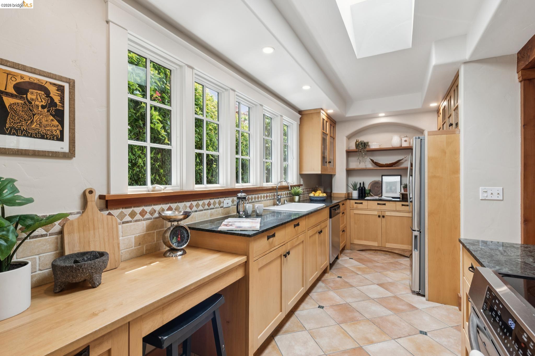 2370 Marin Avenue Berkeley, CA 94708 - Photo 14 of 44