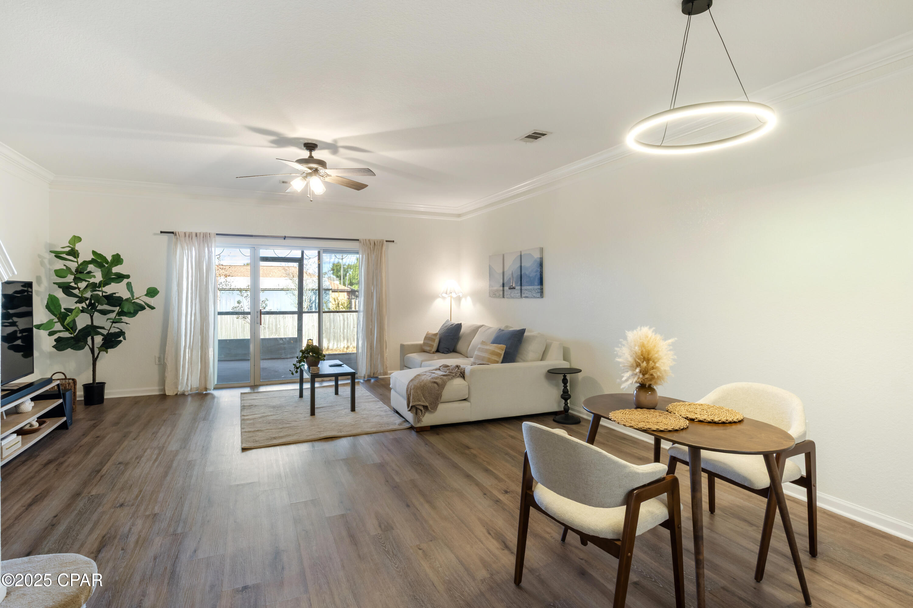 802 Baldwin Rowe Circle Panama City, FL 32405 - Photo 4 of 45