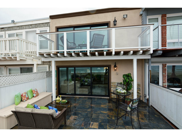 220 Beach Drive Aptos, CA 95003 - Photo 4 of 24 a front view of a building with outdoor space and porch