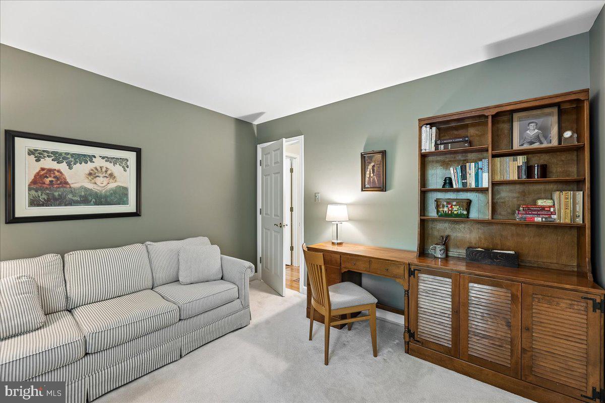 2520 Penny Royal Lane Reston, VA 20191 - Photo 23 of 40