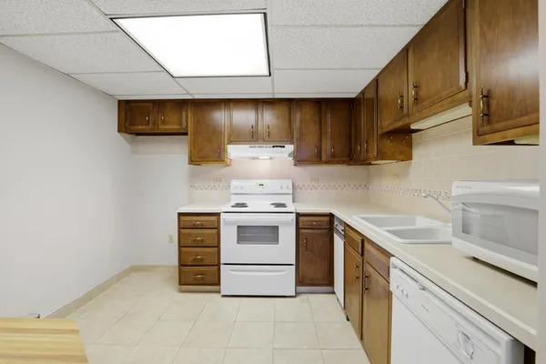 $199,000 | 1311 South Westcliff Place, Unit 607, Spokane, WA 99224