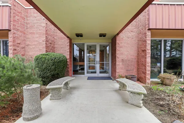 $199,000 | 1311 South Westcliff Place, Unit 607, Spokane, WA 99224