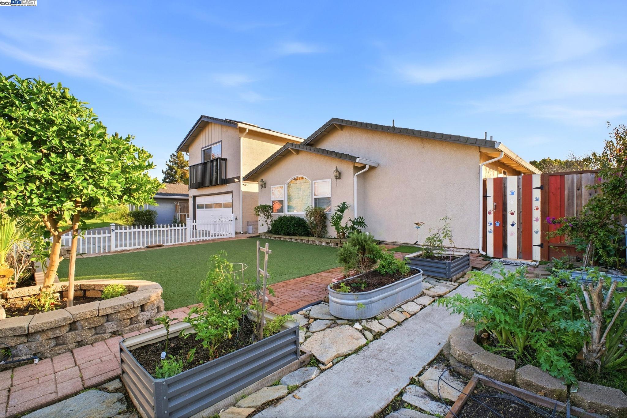 36357 Spruce Street Newark, CA 94560 - Photo 4 of 41