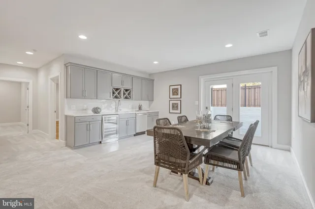 $2,378,500 | 6607 29th Street North, Arlington, VA 22213