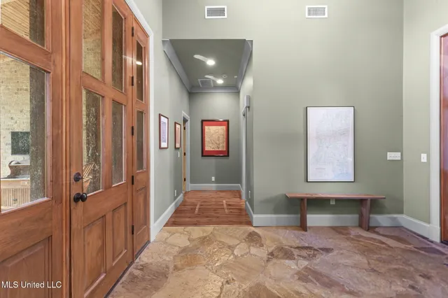 $725,000 | 19 Devonshire Way, Flora, MS 39071