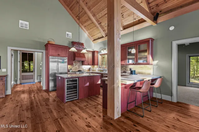 $725,000 | 19 Devonshire Way, Flora, MS 39071