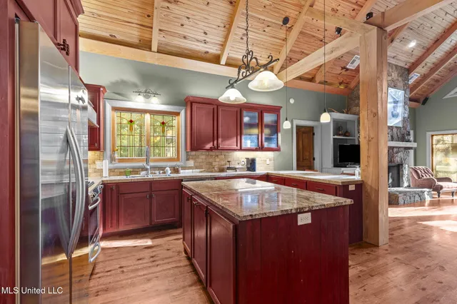 $725,000 | 19 Devonshire Way, Flora, MS 39071