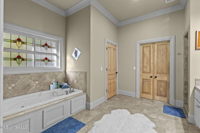 $725,000 | 19 Devonshire Way, Flora, MS 39071