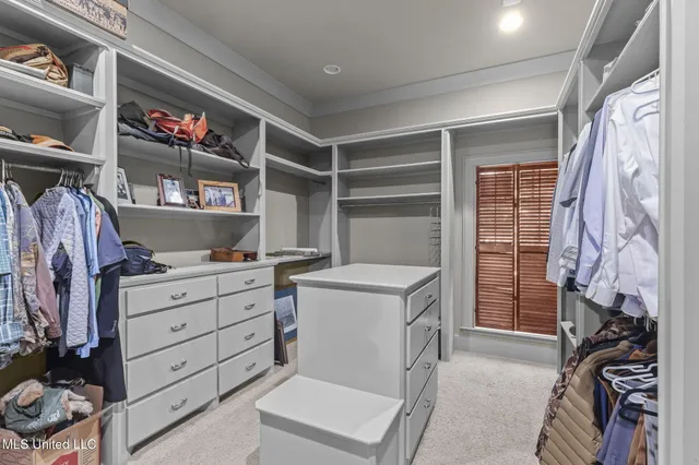 $725,000 | 19 Devonshire Way, Flora, MS 39071