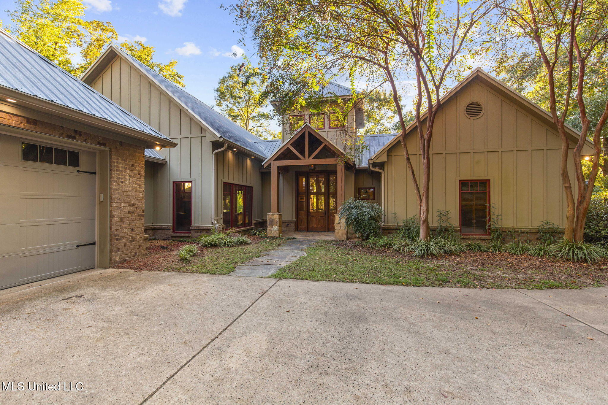 19 Devonshire Way Flora, MS 39071 - Photo 7 of 87 3-web-or-mls-19 Devonshire-3