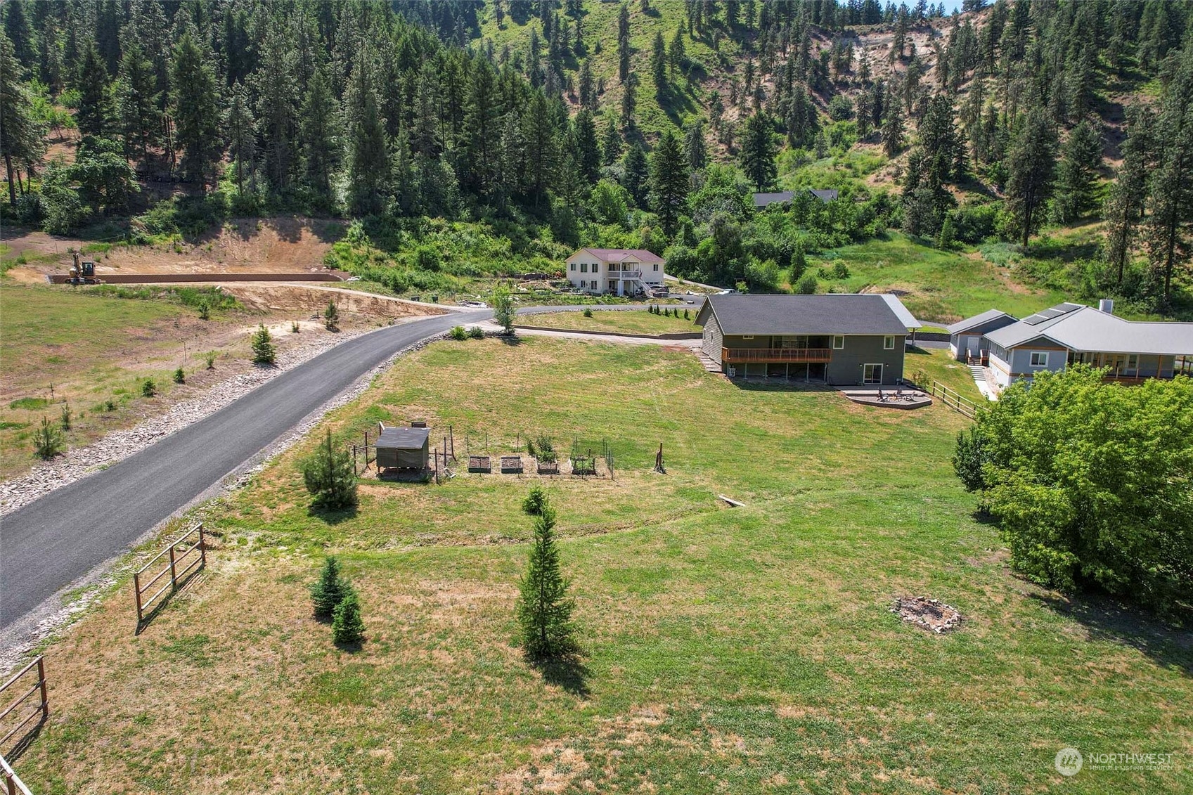255 Corrigan Road Cashmere, WA 98815 - Photo 34 of 39 Gallery Image 34