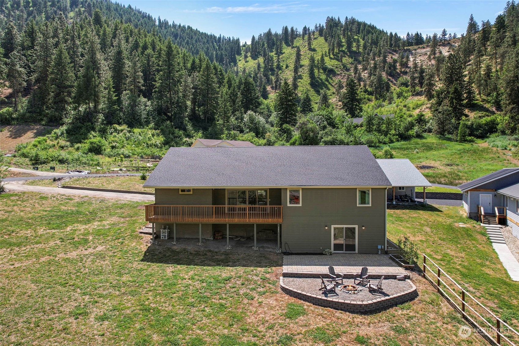 255 Corrigan Road Cashmere, WA 98815 - Photo 36 of 39 Gallery Image 36