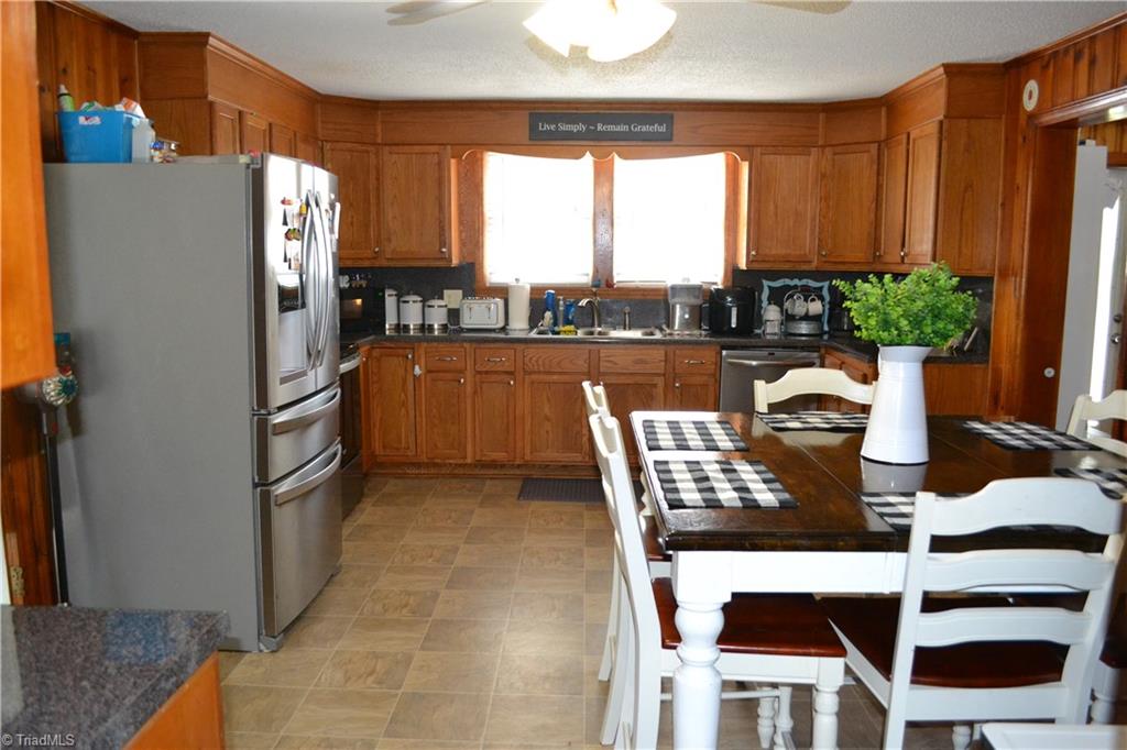 140 Beth Road Madison, NC 27025 - Photo 6 of 21