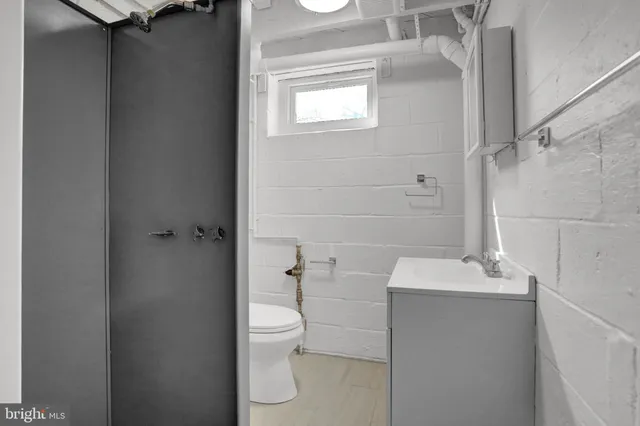 $2,200 | 5606 Elderon Avenue, Baltimore, MD 21215