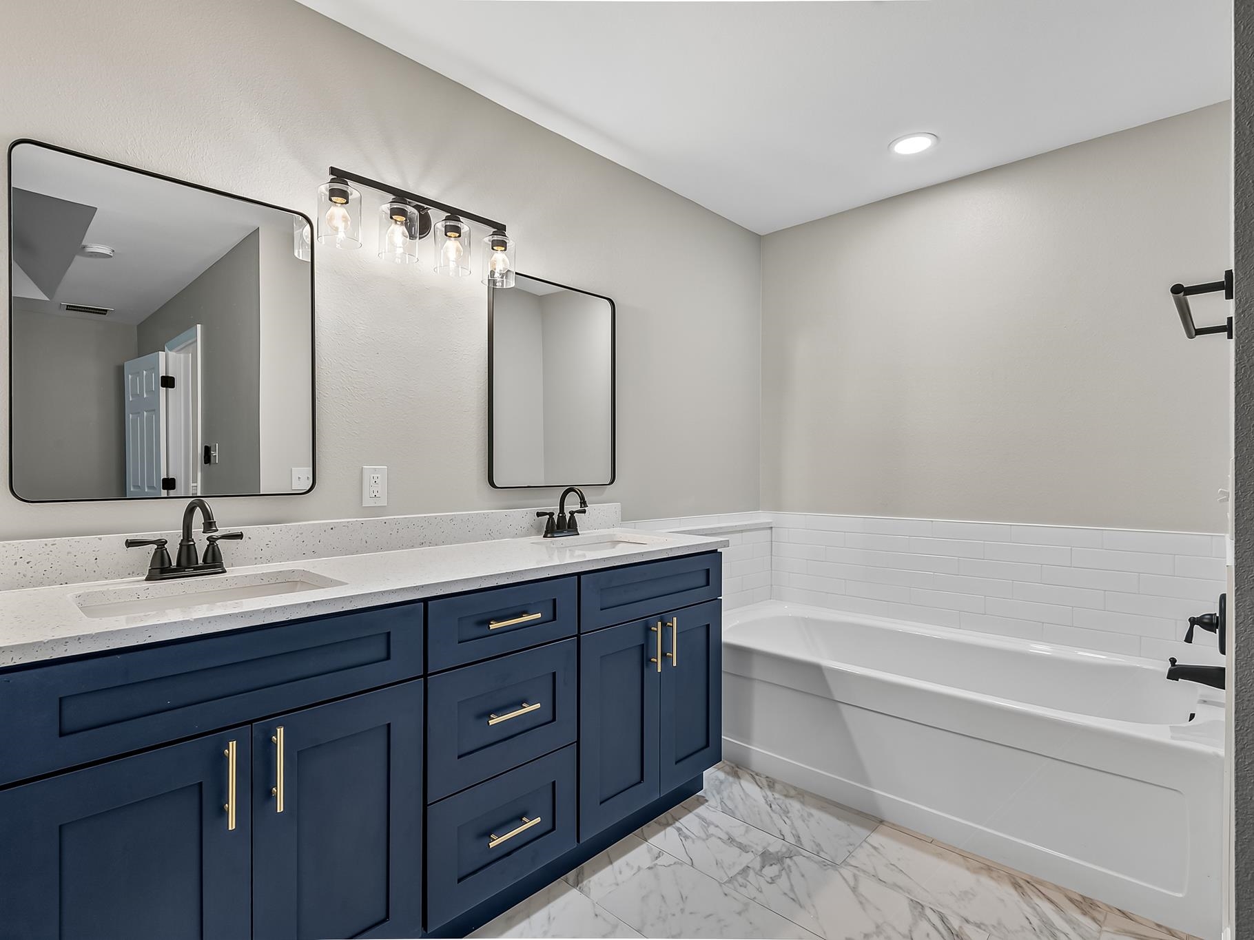 1320 Hendrix Road, Unit 904 Tallahassee, FL 32301 - Photo 22 of 46 Gallery Image 22