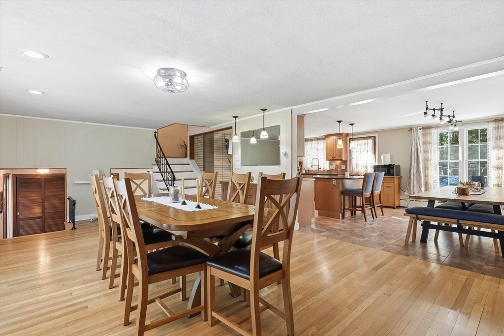 156 Central Street North Reading, MA 01864 - Photo 14 of 40