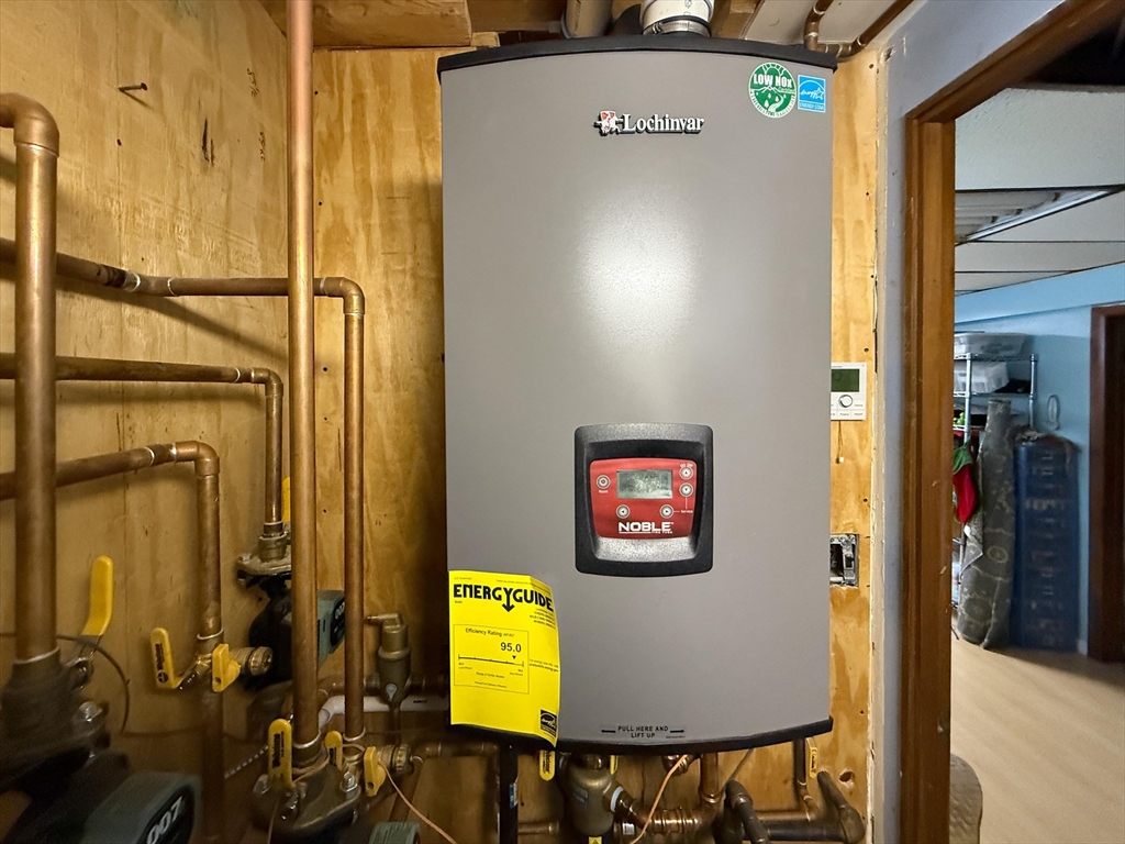 156 Central Street North Reading, MA 01864 - Photo 33 of 40