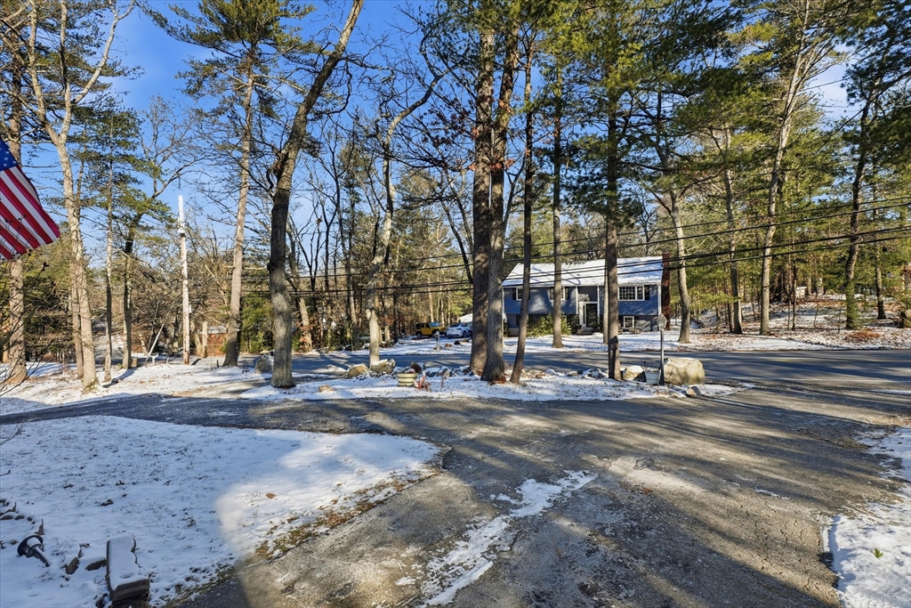 156 Central Street North Reading, MA 01864 - Photo 37 of 40