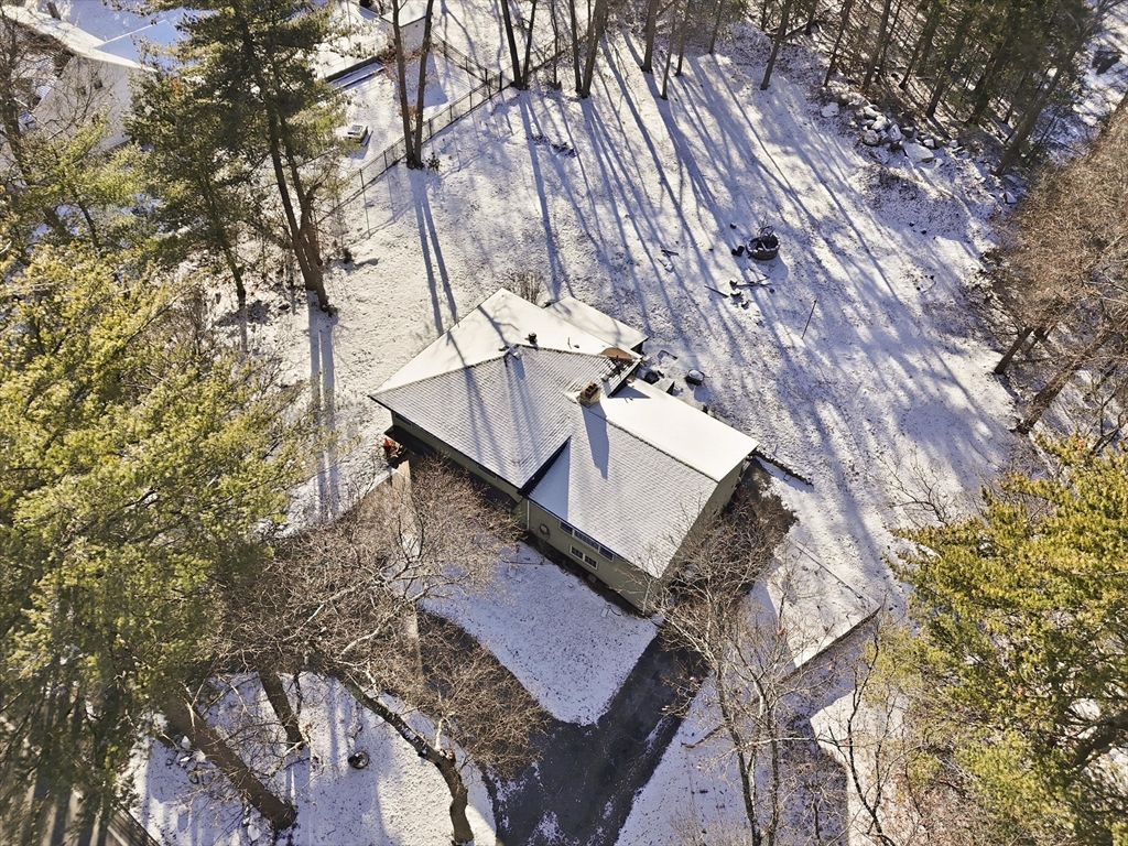 156 Central Street North Reading, MA 01864 - Photo 38 of 40