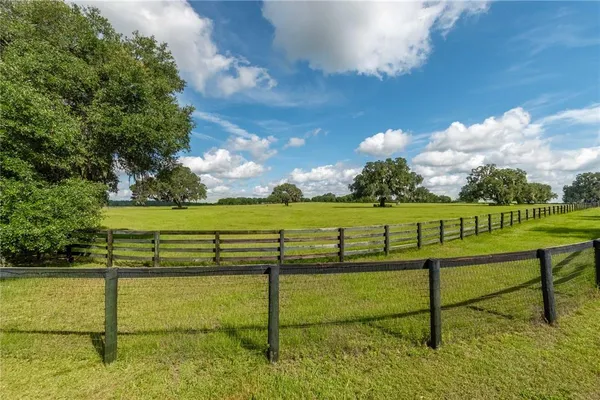 $10,500,000 | 12520 Northwest 160th Street, Reddick, FL 32686