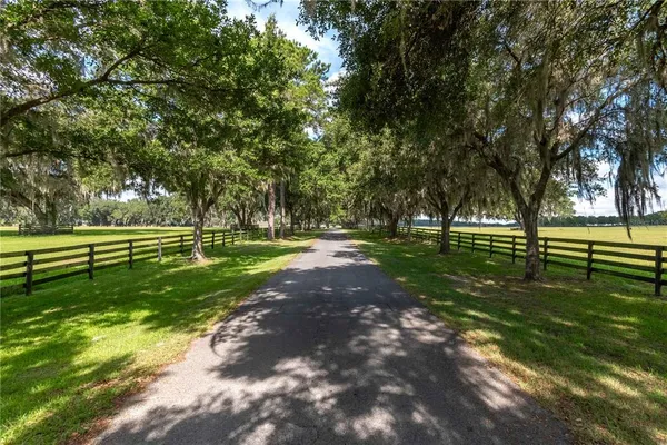 $10,500,000 | 12520 Northwest 160th Street, Reddick, FL 32686