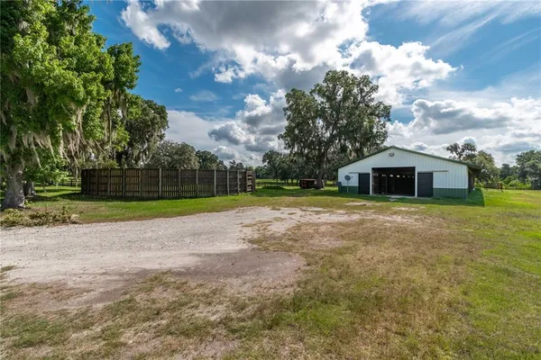 $10,500,000 | 12520 Northwest 160th Street, Reddick, FL 32686