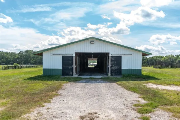 $10,500,000 | 12520 Northwest 160th Street, Reddick, FL 32686