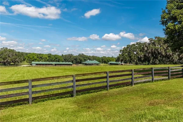 $10,500,000 | 12520 Northwest 160th Street, Reddick, FL 32686