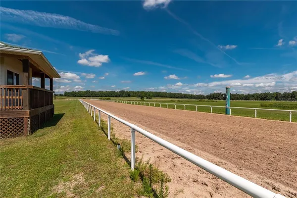 $10,500,000 | 12520 Northwest 160th Street, Reddick, FL 32686