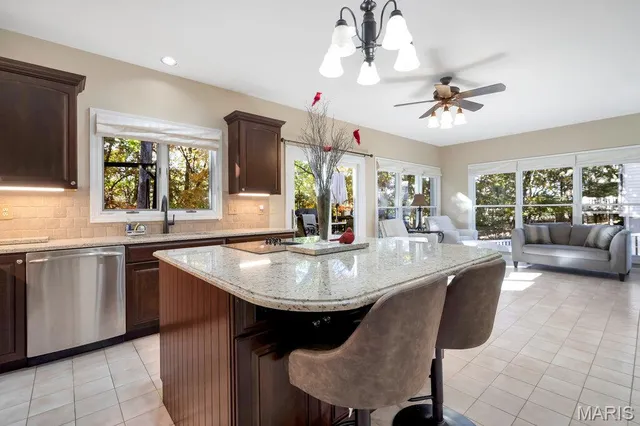 $669,000 | 16810 Westglen Farms Drive, Wildwood, MO 63011