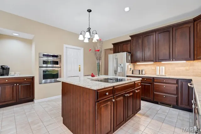 $669,000 | 16810 Westglen Farms Drive, Wildwood, MO 63011