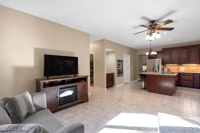 $669,000 | 16810 Westglen Farms Drive, Wildwood, MO 63011