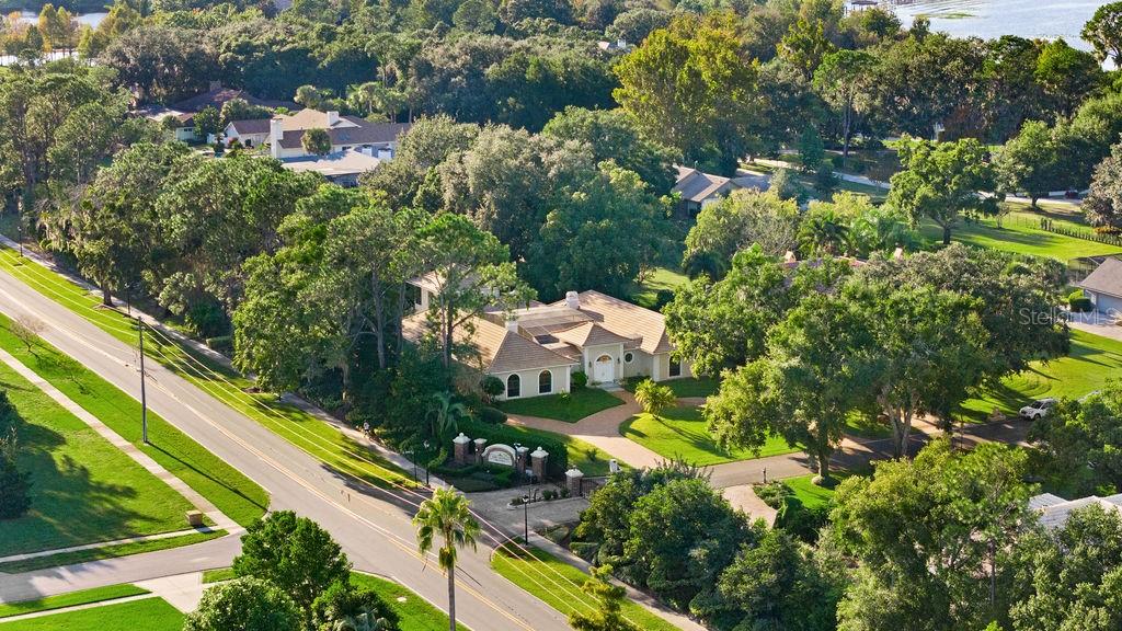 2958 Marquesas Court Windermere, FL 34786 - Photo 32 of 32 a view of a city