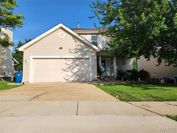 $329,900 | 4421 Southview Way Drive, St. Louis, MO 63129