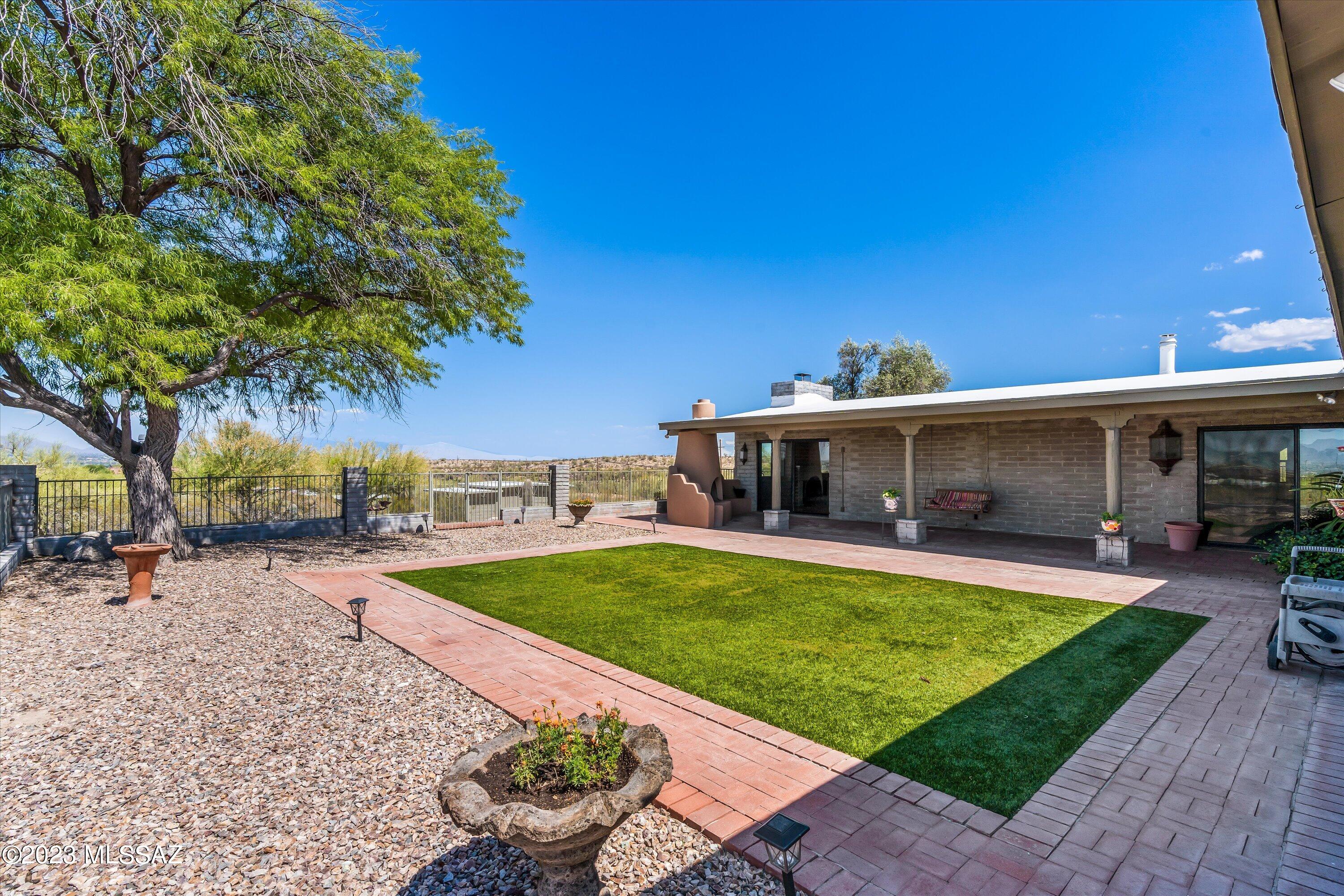 5120 West Sunset Road Tucson, AZ 85743 - Photo 2 of 38 Gallery Image 2