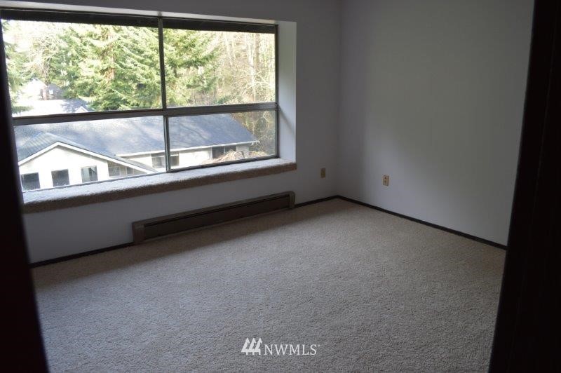 21116-21118 Shell Valley Road Edmonds, WA 98026 - Photo 5 of 18
