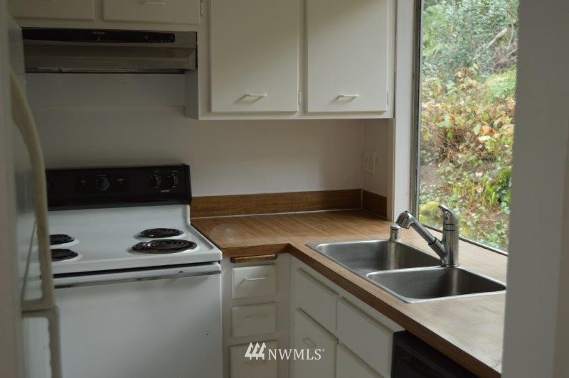 21116-21118 Shell Valley Road Edmonds, WA 98026 - Photo 10 of 18