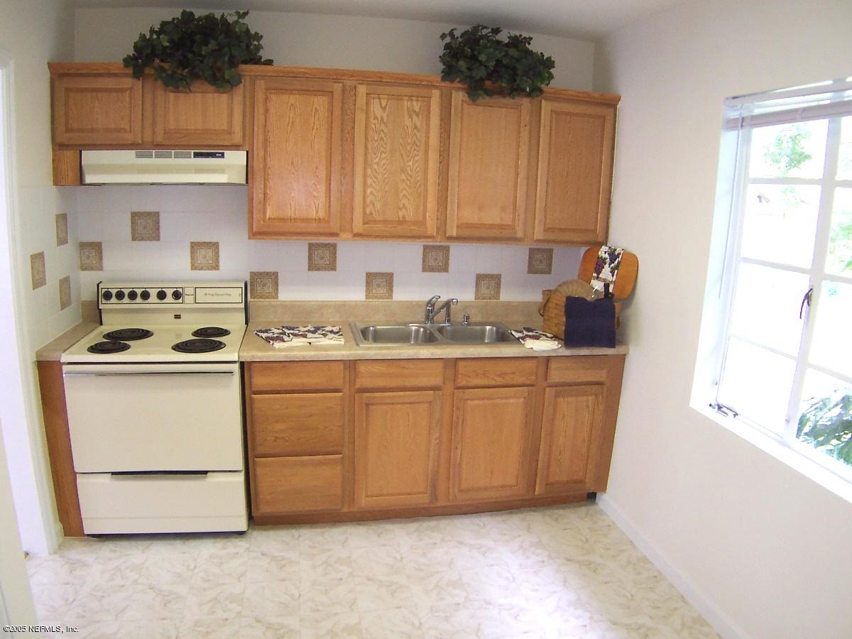 2834 Kline Road Jacksonville, FL 32246 - Photo 3 of 5 Kitchen