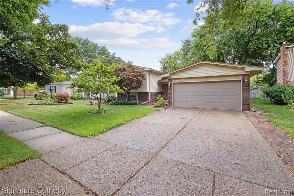 6142 Wedgewood Road Canton, MI 48187 - Photo 3 of 43