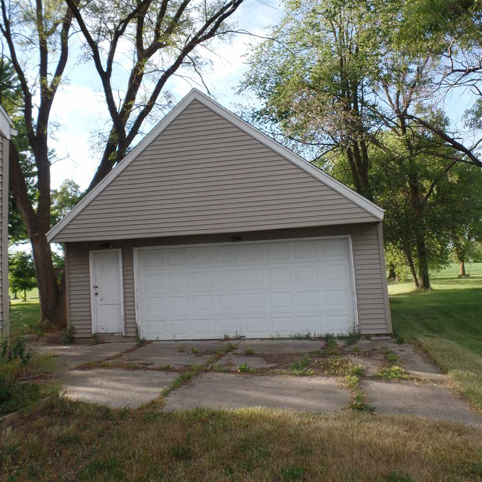 939 East Remus Road Mount Pleasant, MI 48858 - Photo 29 of 31 1819179-28.JPG