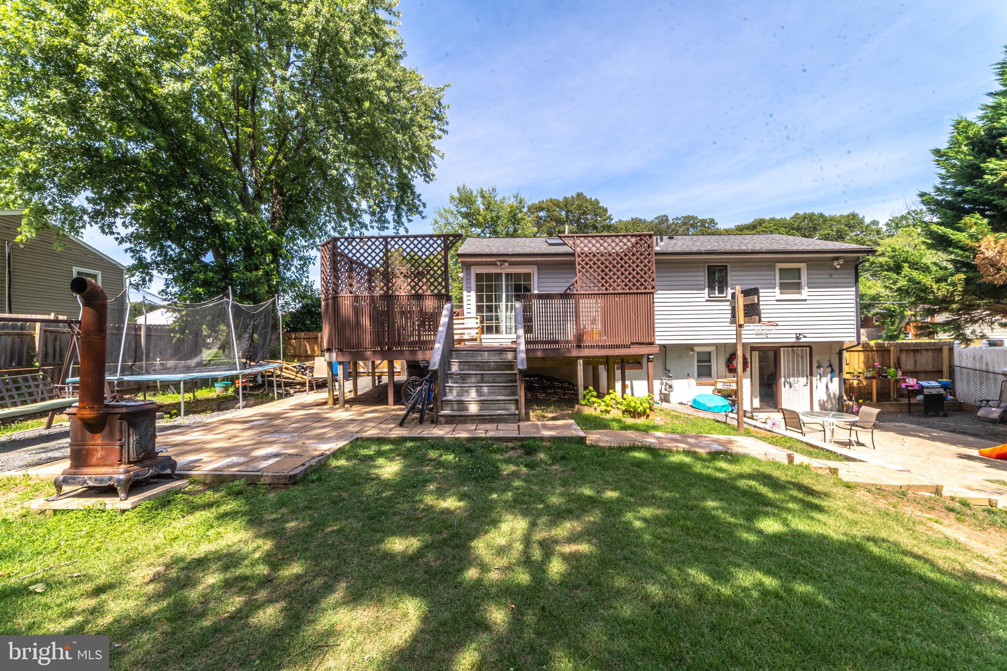 15130 Georgia Road Woodbridge, VA 22191 - Photo 23 of 41 Gallery Image 23