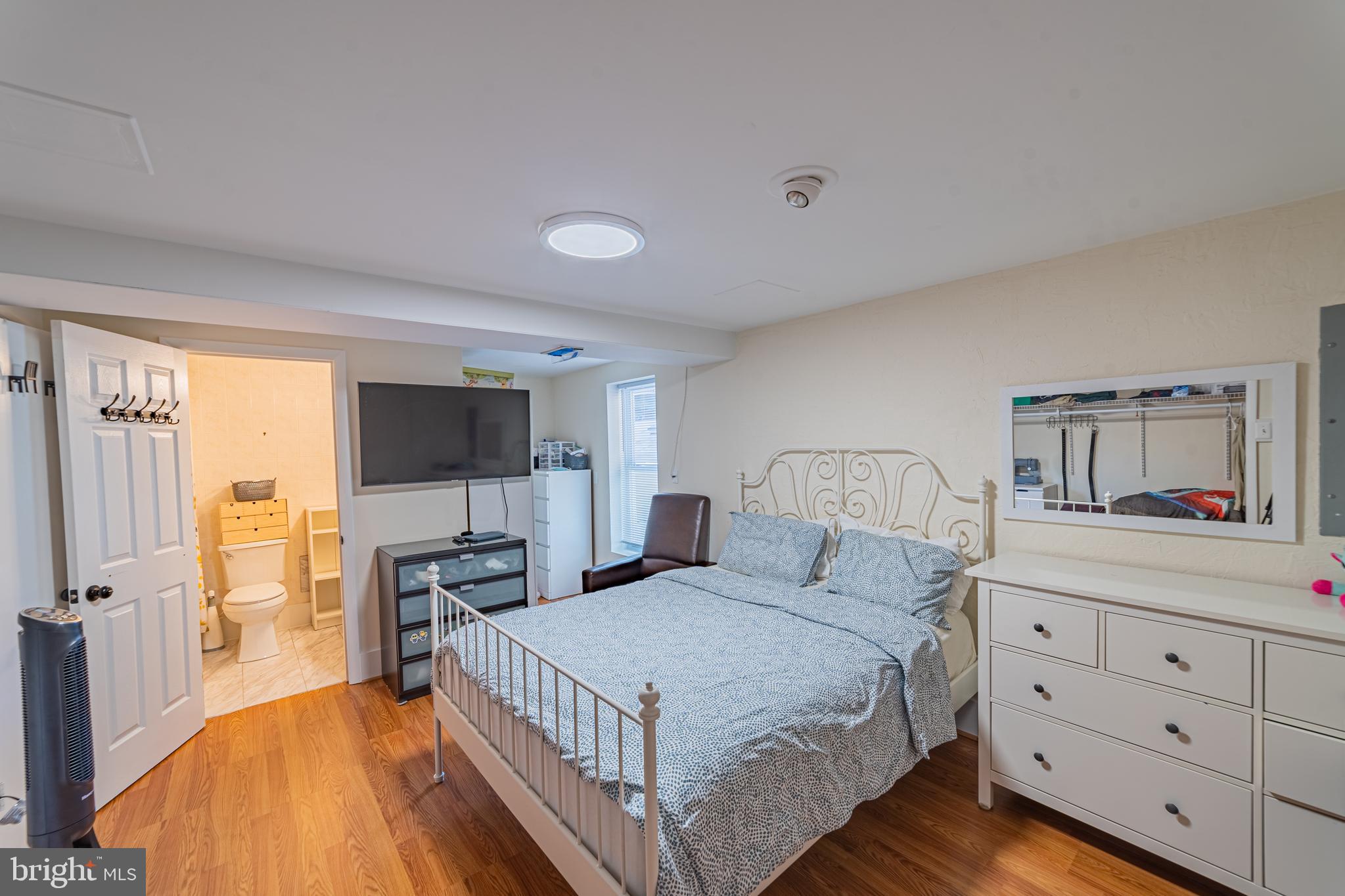 15130 Georgia Road Woodbridge, VA 22191 - Photo 7 of 41 Gallery Image 7